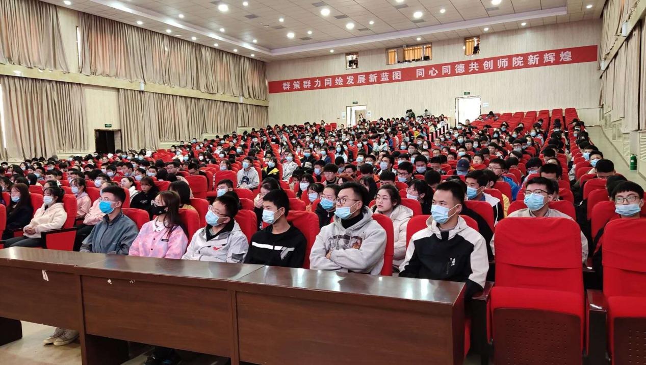 说明: 4af30fb70a1e5f2d4d6f03bf62d143b