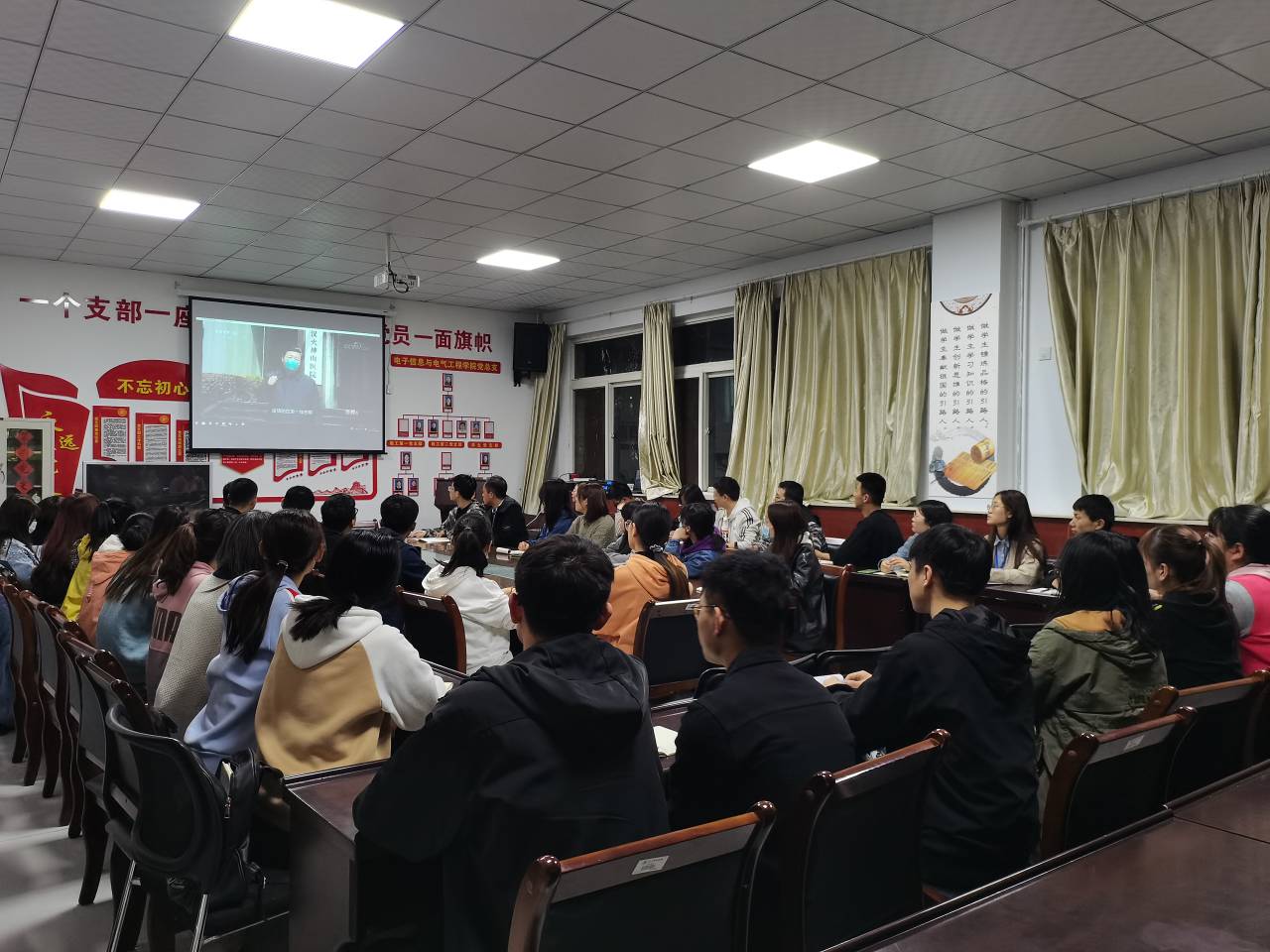 说明: QQ图片20210323103407